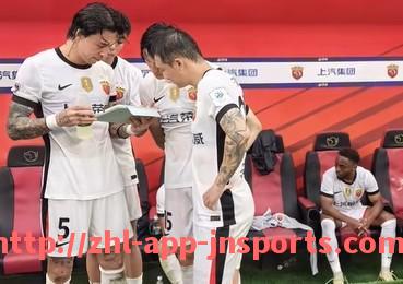 江南体育APP下载-意甲球队球衣设计风格、配色与厂商对比