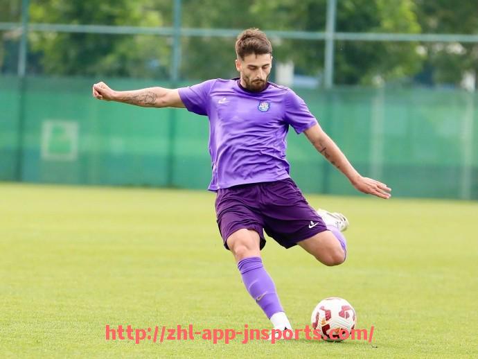 江南体育APP下载-世俱杯失误统计全景回顾及战术改进建议分析